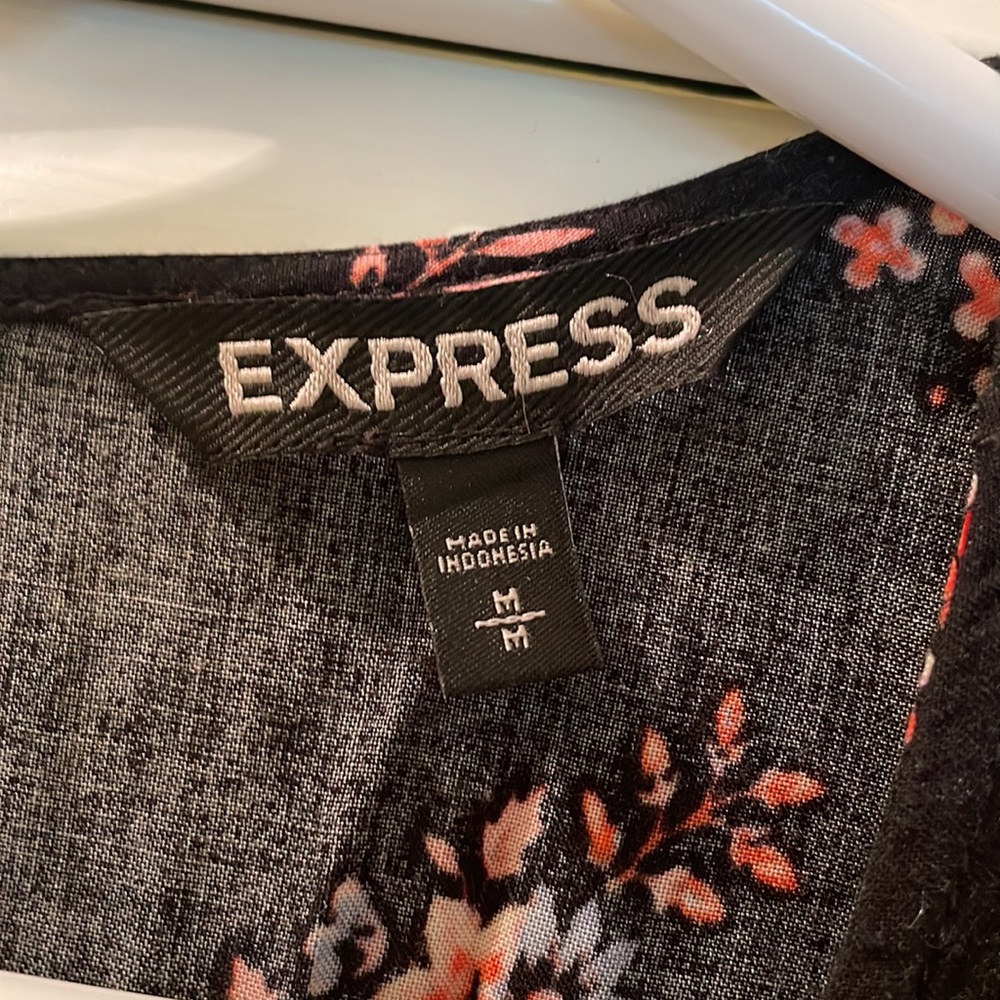 Express Romper - Picture 2 of 3
